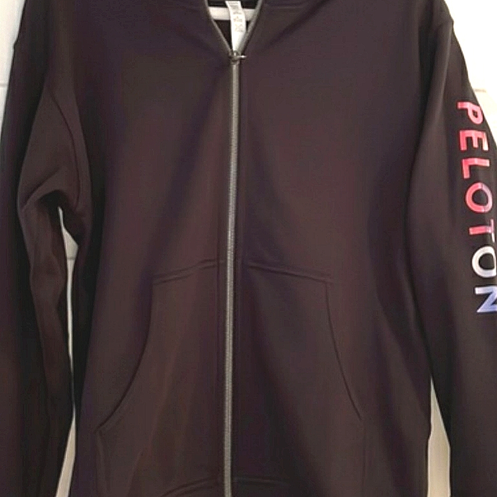 NWOT LULULEMON PELOTON ZIP HOODIE  8